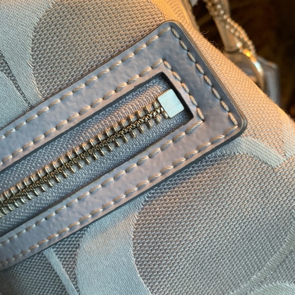 SOLD⛔️Authentic COACH 1941 Signature canvas/patent leather Stripe zip CrossBody - Picture 10 of 16